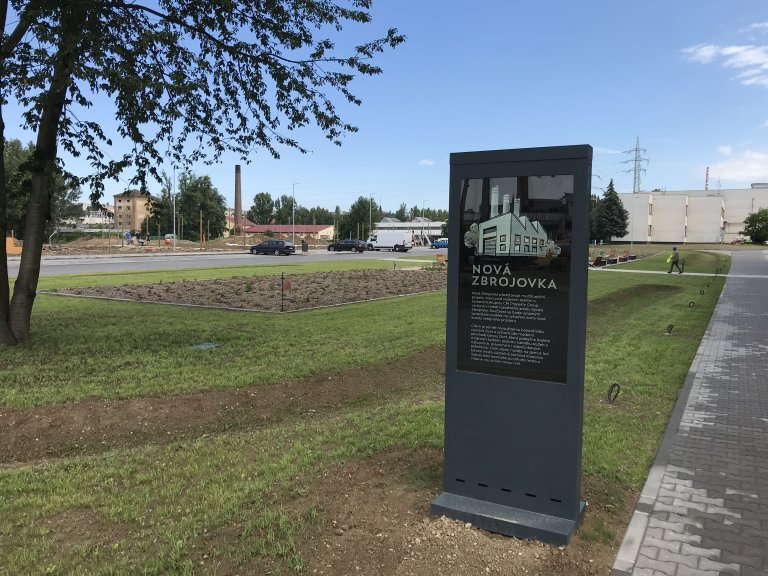 CPI - Digital Signage Totems, Nová Zbrojovka
